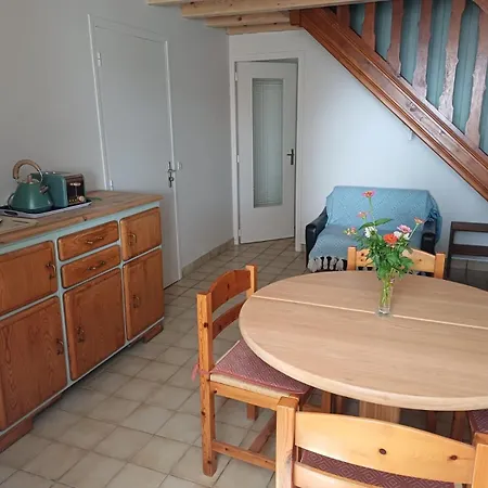 בית נופש Maison De Bourg Avec Jardin Au Coeur De La Nature Freycenet-la-Tour